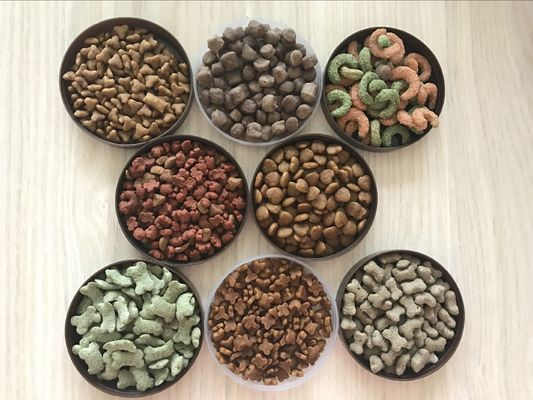 식품 및 음료 상점에서의 대규모 제조를 위해 3000 KG 애완 동물 식품 처리 라인